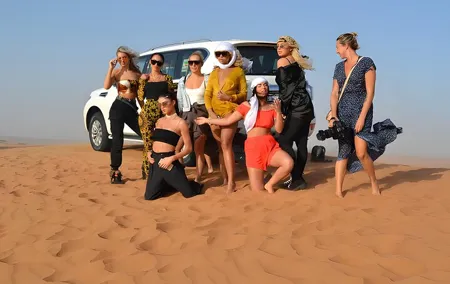 Dubai: Private Desert Safari – Exclusive car