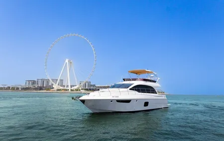 Dubai: 52ft Private Luxury Yacht For Rental