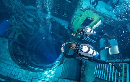 Deep Dive Dubai