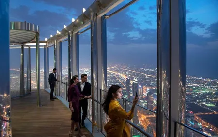 Enjoy Burj Khalifa With Dinner in One Of The Tower Restaurants