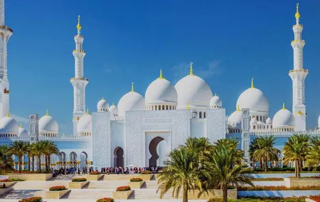Abu Dhabi City and Heritage Tour From Dubai