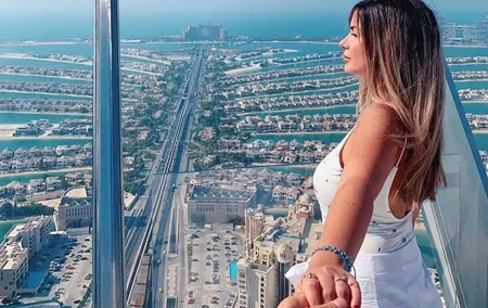 Dubai: The View At The Palm Observatory Private Tour