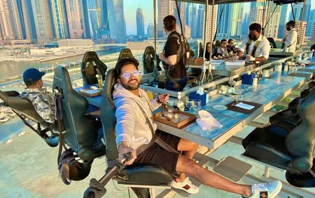Dubai Dinner in the Sky Experience at Dinner or Lunch Time