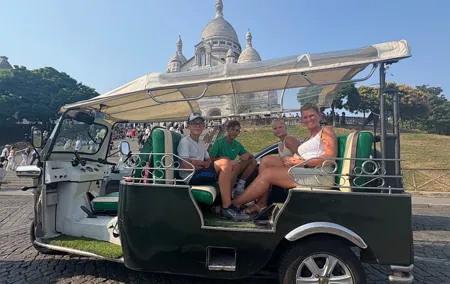 4 Hour Grand Paris Tour by Electric Tuk Tuk See Almost Everything