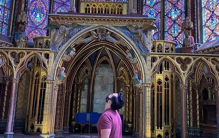 Paris Private and Customized Tour with Driver-Guide for Layovers