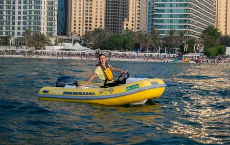 Dubai: Self-Drive Speed Boat Tours