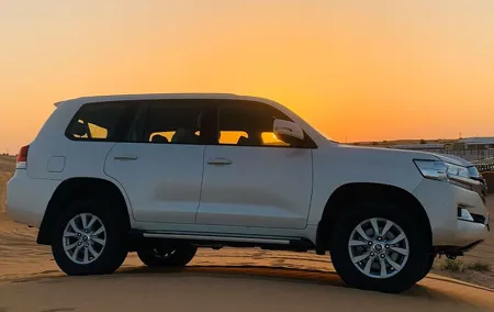 Private Evening Desert Safari Dubai 4×4 Vehicle with BBQ Dinner