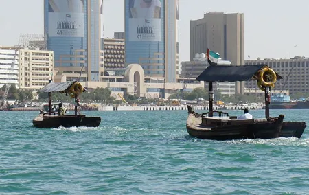 Royal Vision Walking around Old Dubai Tour with Abra, English Guide