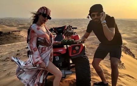 Private Dubai Red Dunes Safari at Sunset with BBQ & Sandboarding