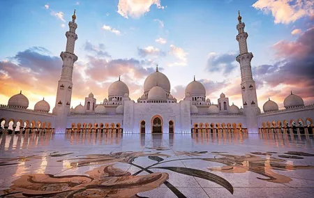 Full Day Tour Exploring Abu Dhabi