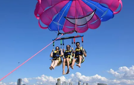 Dubai Parasailing