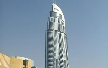 Modern Dubai City Tour with Burj Khalifa Entry Ticket