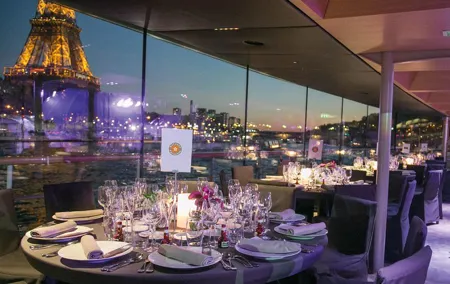 Seine River Christmas Cruise Lunch or Dinner by Bateaux Parisiens