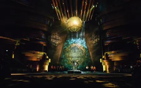 La Perle by Dragone Dubai VIP