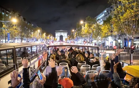 Paris Tootbus Festive Christmas Tour