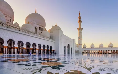 Sheikh Zayed Grand Mosque Tour From Dubai