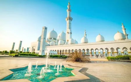 Abu Dhabi City Tour in a 4x4 Shared Vehicle