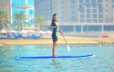 Stand Up Paddling in Dubai