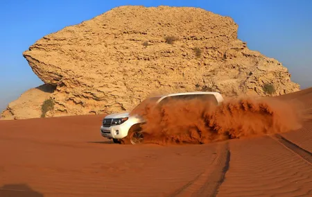 Dubai: Adventure Red Dune Desert Safari, Camel Ride & BBQ