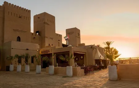 Dubai: Desert Royal Fortress Safari with Dinner n Entertainment