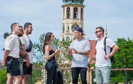 One Prague Tour: The Castle Side with local Food & Beer ️
