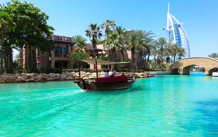Modern Dubai tour with View At the Palm