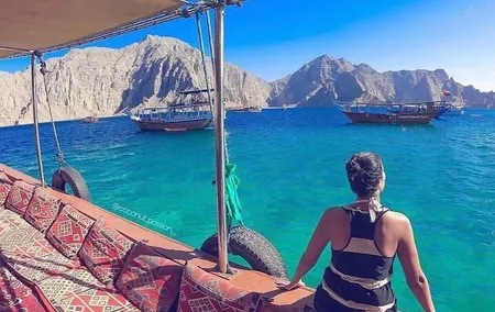 Musandam Dibba Tour with Dhow Cruise, Lunch and Water Activities