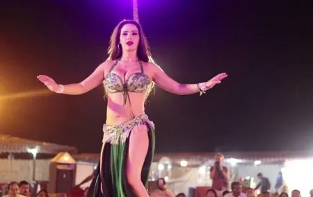Vip Desert Safari Dubai with Camel Riding BBQ Dinner & Live Shows