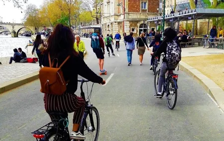 Paris: Charming Nooks and Crannies Bike Tour