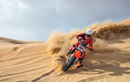 Desert Motorbike Tour in Dubai