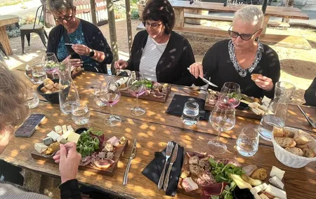 Loire Valley Wines and Castle Small Group Day Trip from Paris