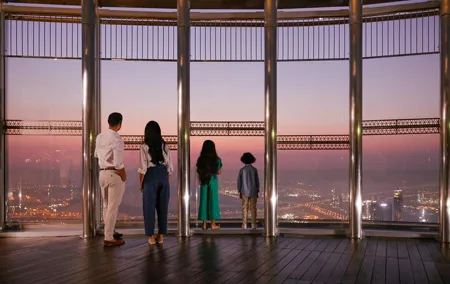Burj Khalifa, At the Top – Levels 124 & 125