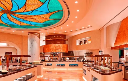 Kaleidoscope Dinner in Atlantis the Palm with Transfers Option