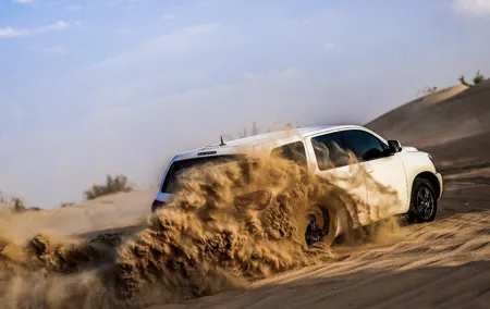 Evening Desert Safari Dubai with Live Shows and BBQ Dinner