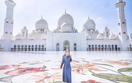 Sheikh Zayed Grand Mosque | Abu Dhabi City Tour | Private SUV