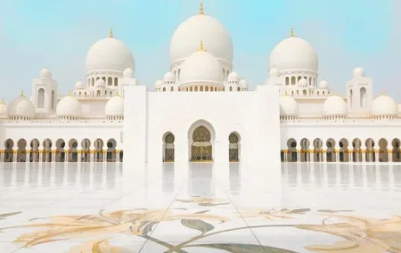 Magical Tour to Emirates Palace in Abu Dhabi