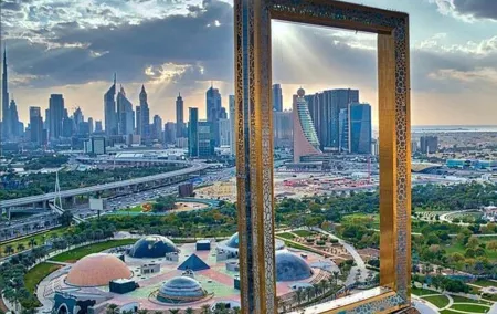 Private Half Day City Tour with Dubai frame