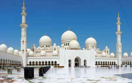 Private Full Day Sightseeing Tour in Abu Dhabi