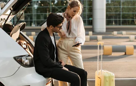 Dubai: Private Airport Transfer to Hotel