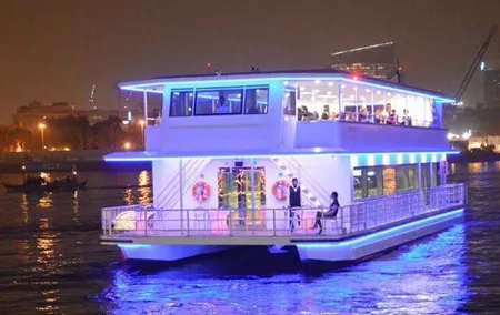 Catamaran Dinner Cruise Dubai Marina with Private Transfers
