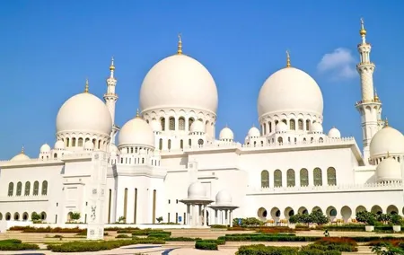 Abu Dhabi and Grand Mosque Tour