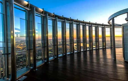Burj Khalifa Ticket with The Roof Top Meal in Dubai