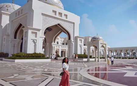 Shared Full Day Guided Tour Visit to Abu Dhabi