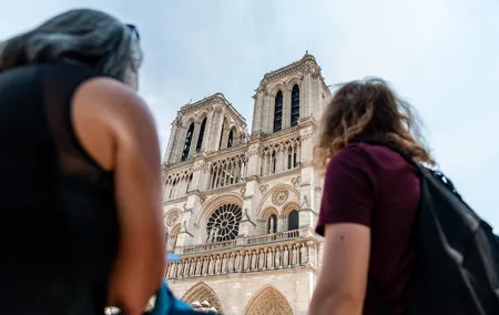 Medieval Paris: Notre Dame, Sainte Chapelle and Conciergerie