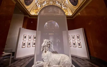 Louvre Highlights & Mona Lisa, Reserved Access with Expert Guide