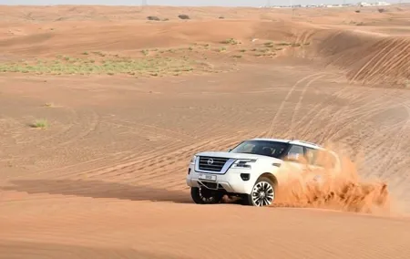 Full-Day Small-Group Red Desert Safari with BBQ Dinner in Dubai