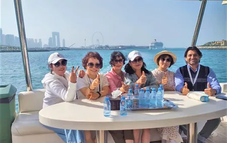 Dubai Dhow Cruise Dinner & Skyline Views with Optional Transfer