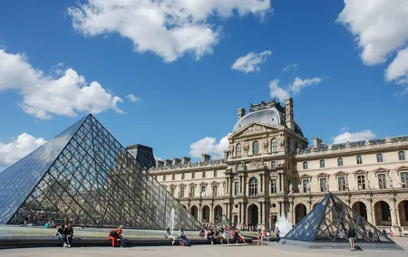 Guided Tour of the Louvre Museum with Orsay Museum Ticket