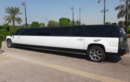 VIP Desert Safari Package with Stretch Limousine Transfers