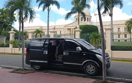 Dubai Airport (DXB) to Sharjah hotel - Arrival Private Transfer